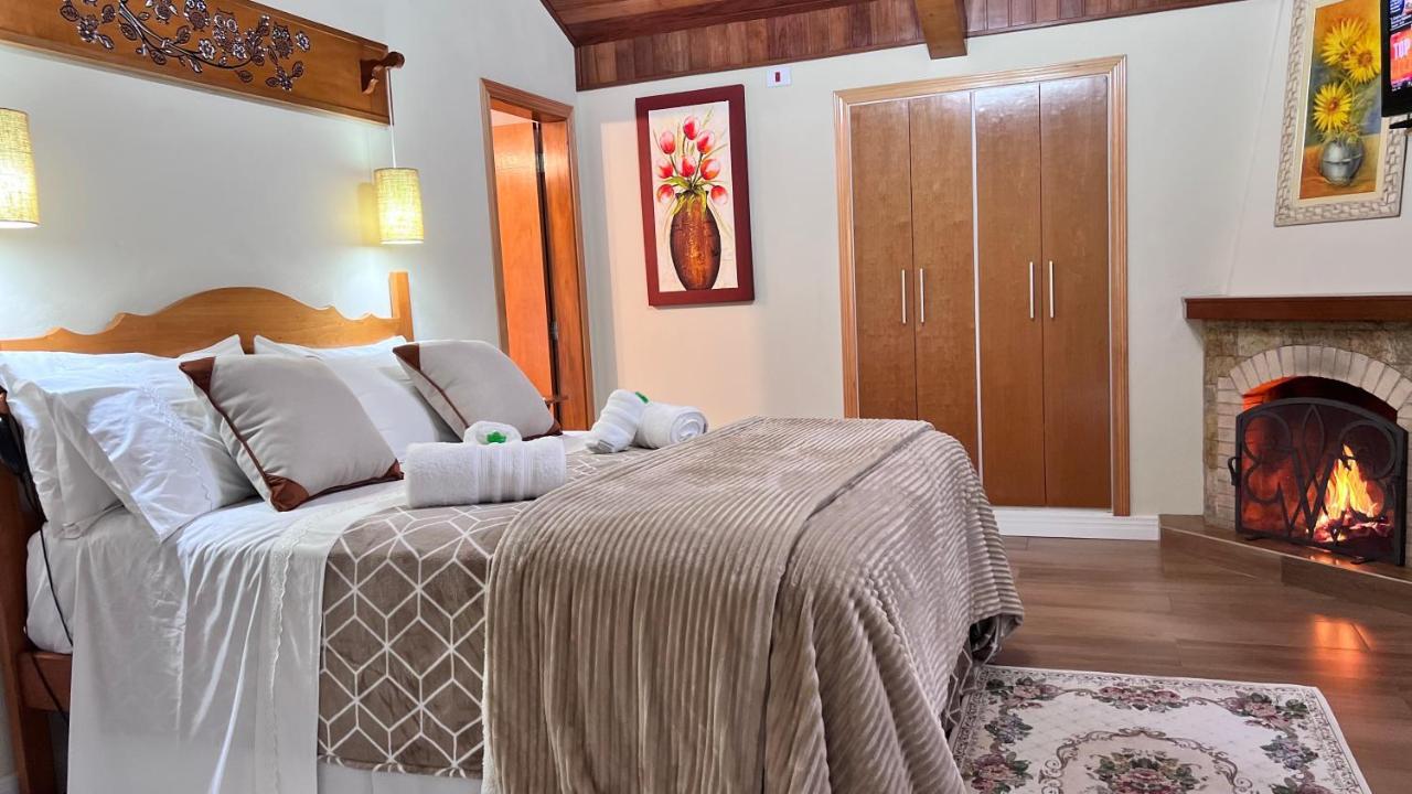 Lago Azul Inn