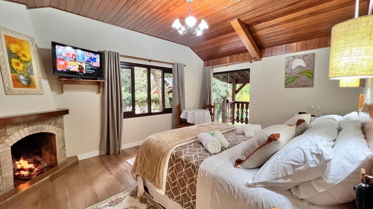 Lago Azul Inn 3*
