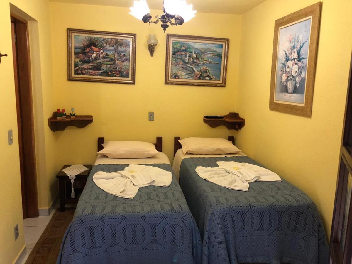 Azul Inn
